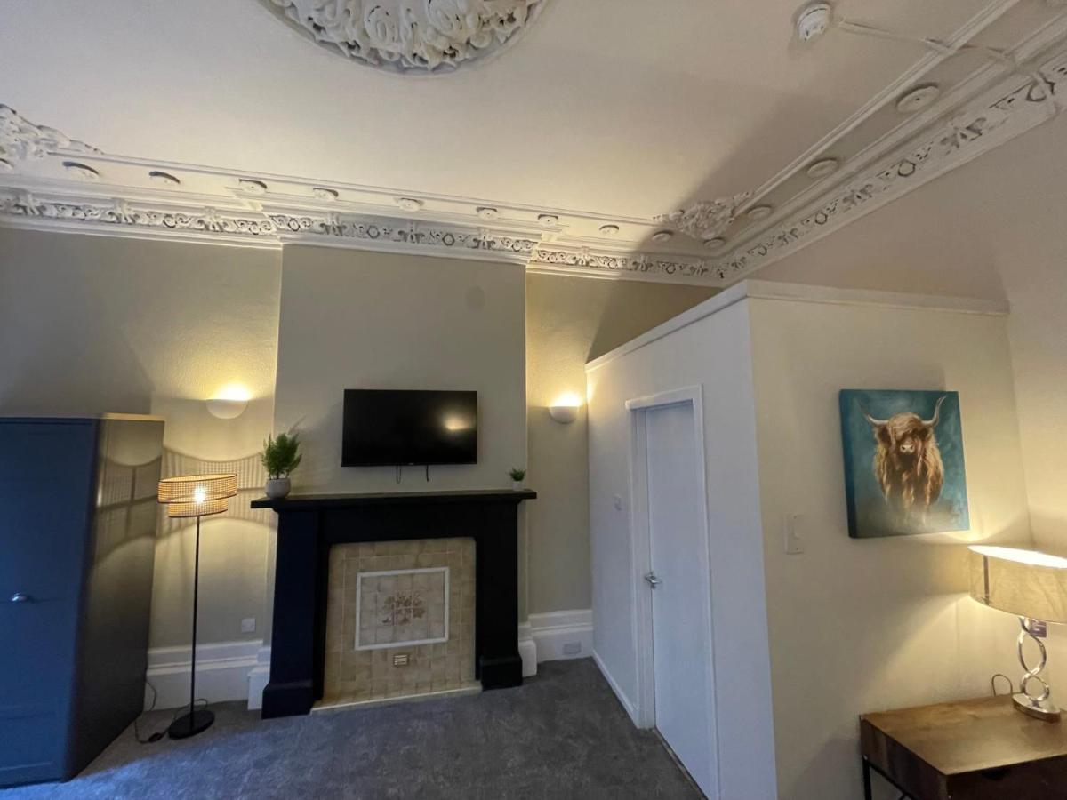 Traditional 5 Bedroom City Centre Apartment Glasgow Exterior photo